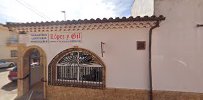 López Gil · Fotos 1